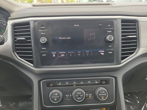 Used 2019 Volkswagen Atlas SE w/ Towing Package FWD image 21