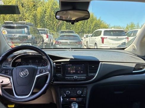 Used 2022 Buick Encore Preferred w/ Safety Package image 8