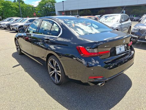 Used 2024 BMW 330i xDrive Sedan w/ Premium Package AWD/4WD image 5
