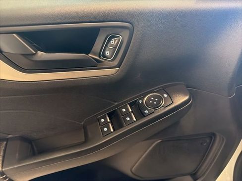 Used 2022 Ford Escape SE w/ Convenience Package image 8