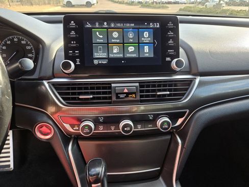 Used 2020 Honda Accord Sport image 2