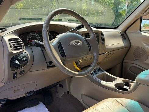 Used 2001 Ford Expedition Eddie Bauer RWD image 13