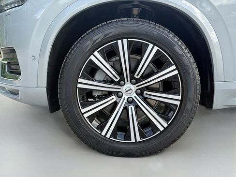 Used 2024 Volvo XC90 B6 Plus AWD/4WD image 41