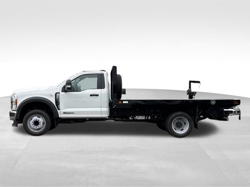 New 2025 Ford F450 XL w/ XL Chrome Package RWD image 7