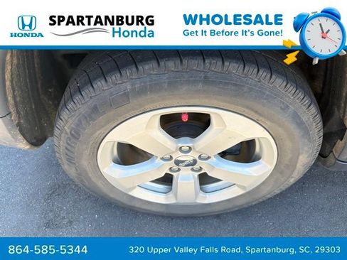 Used 2019 Jeep Compass Latitude FWD image 11