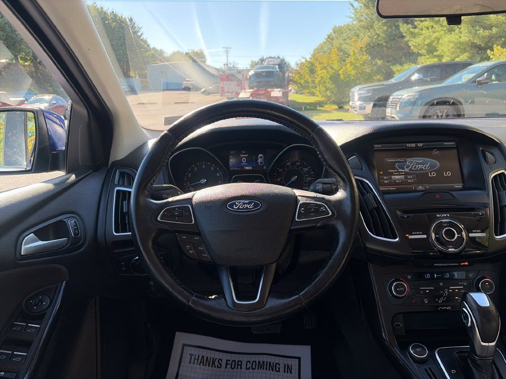 Used 2015 Ford Focus Titanium FWD image 14