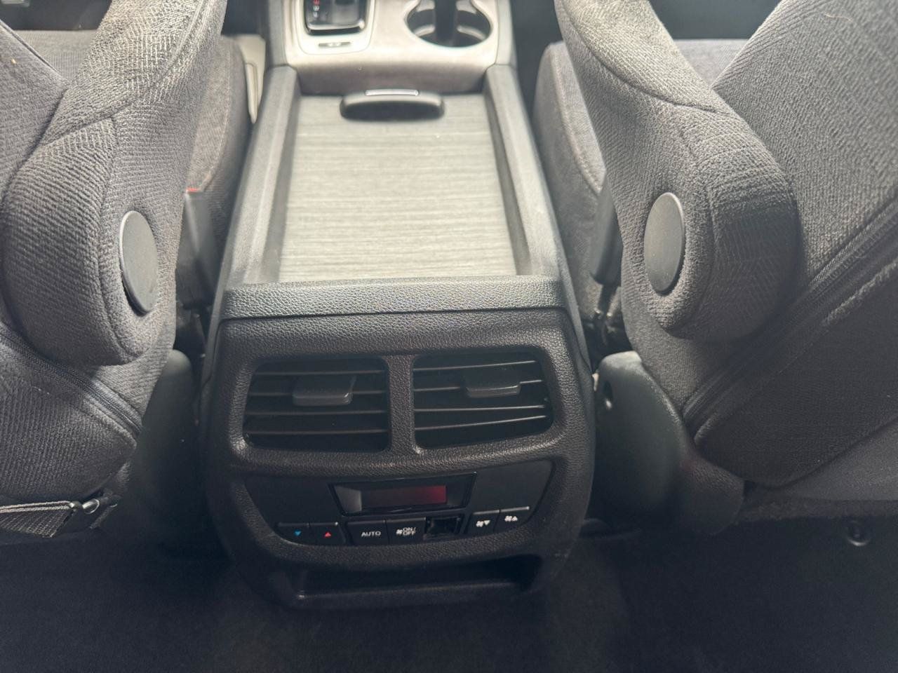 Used 2018 Honda Pilot EX image 12
