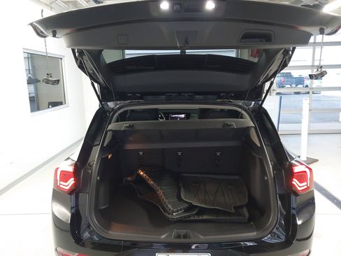 Used 2024 Buick Encore GX Sport Touring w/ Experience Buick Package image 27