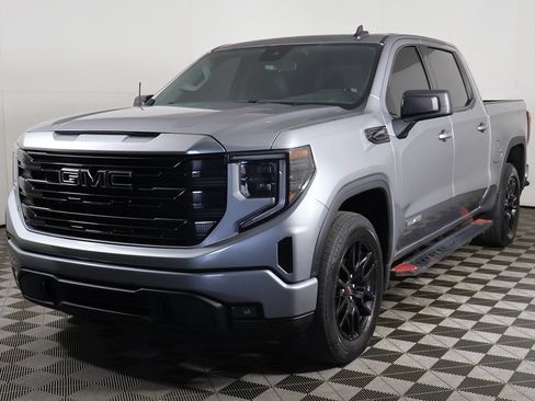 Used 2023 GMC Sierra 1500 Elevation AWD/4WD image 8