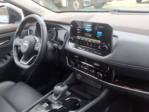 Certified 2023 Nissan Rogue SL w/ SL Premium Package image 24