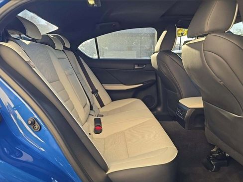 Used 2021 Lexus IS 350 F Sport image 9