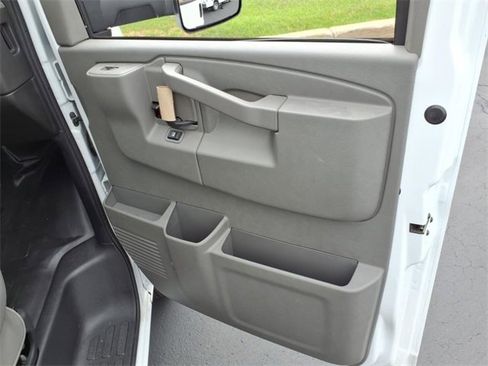 New 2025 Chevrolet Express 3500 w/ Power Convenience Package image 9