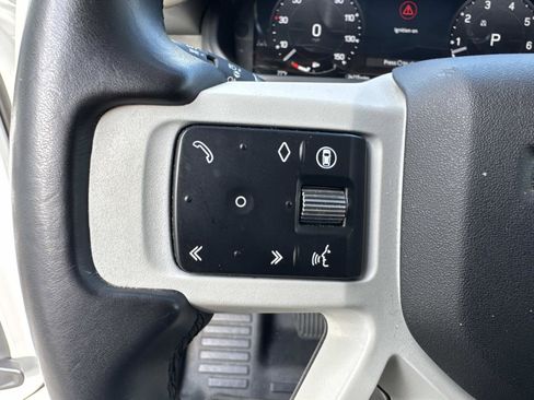 Certified 2024 Land Rover Defender 110 S image 30
