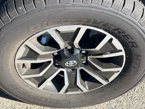 Certified 2023 Toyota Tacoma TRD Sport w/ TRD Premium Sport Package image 15