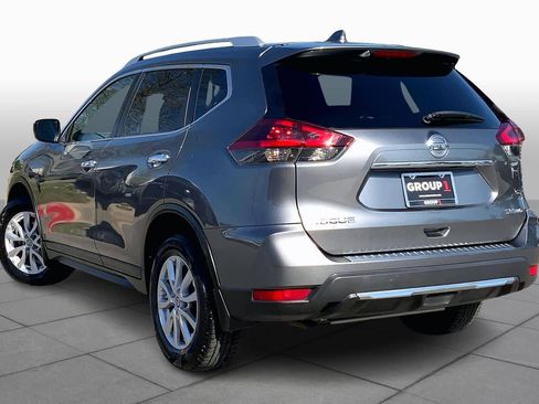 Used 2018 Nissan Rogue SV image 12