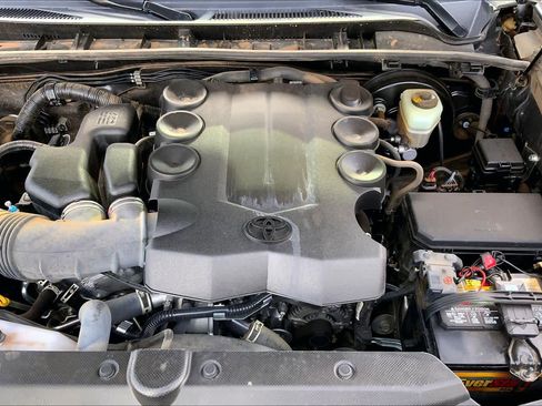 Used 2021 Toyota 4Runner Limited image 33