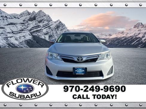 Used 2014 Toyota Camry L image 2