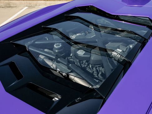 Used 2018 Lamborghini Aventador S AWD/4WD image 41