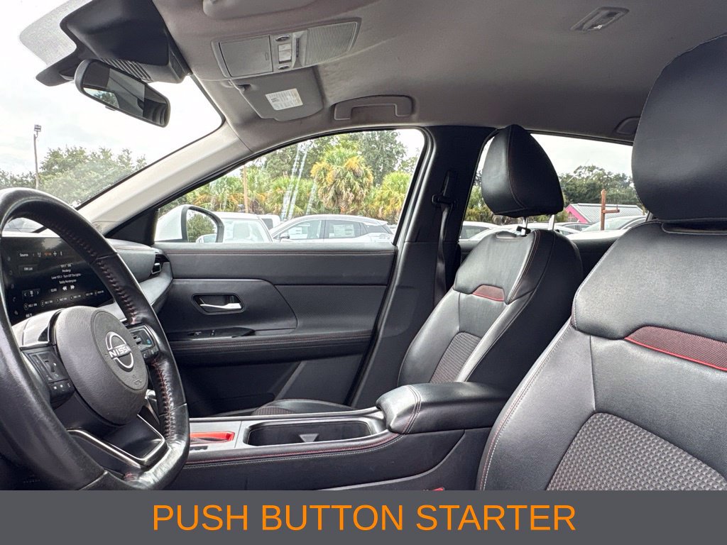 Used 2025 Nissan Kicks SR FWD image 5