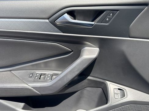 Used 2022 Volkswagen Jetta SE w/ Panoramic Sunroof Package FWD image 20