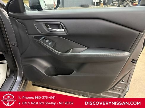 Certified 2025 Nissan Rogue SV AWD/4WD image 37