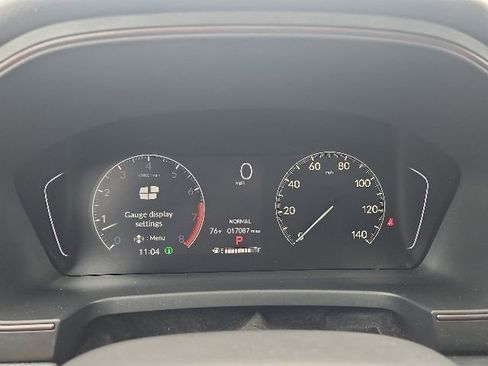 Used 2025 Honda Pilot TrailSport image 39