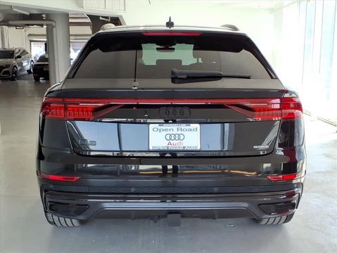Used 2023 Audi Q8 Premium Plus w/ Premium Plus Package image 5
