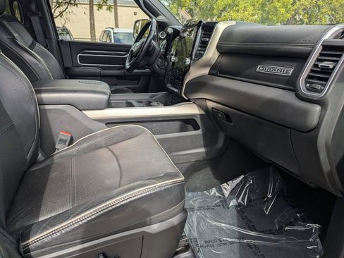 Used 2019 RAM 2500 Laramie image 9