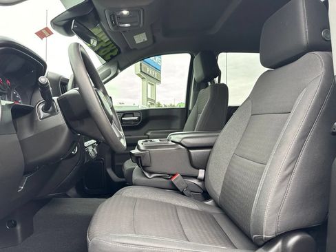 Used 2024 Chevrolet Silverado 1500 Custom AWD/4WD image 17
