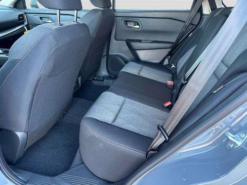 Used 2026 Nissan Rogue SV image 9