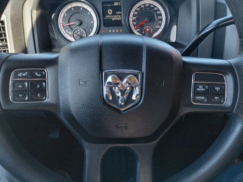 Used 2018 RAM 1500 Express image 22