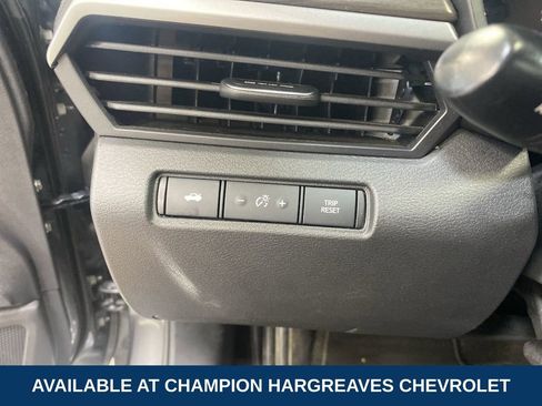 Used 2024 Nissan Altima 2.5 SV FWD image 23