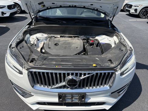 Used 2023 Volvo XC90 B6 Plus w/ Protection Package Premier AWD/4WD image 36