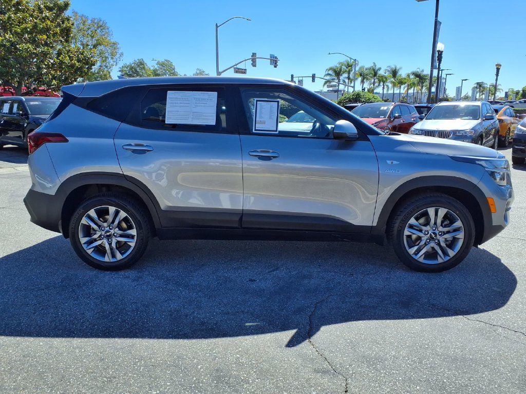 Certified 2022 Kia Seltos LX AWD/4WD image 6