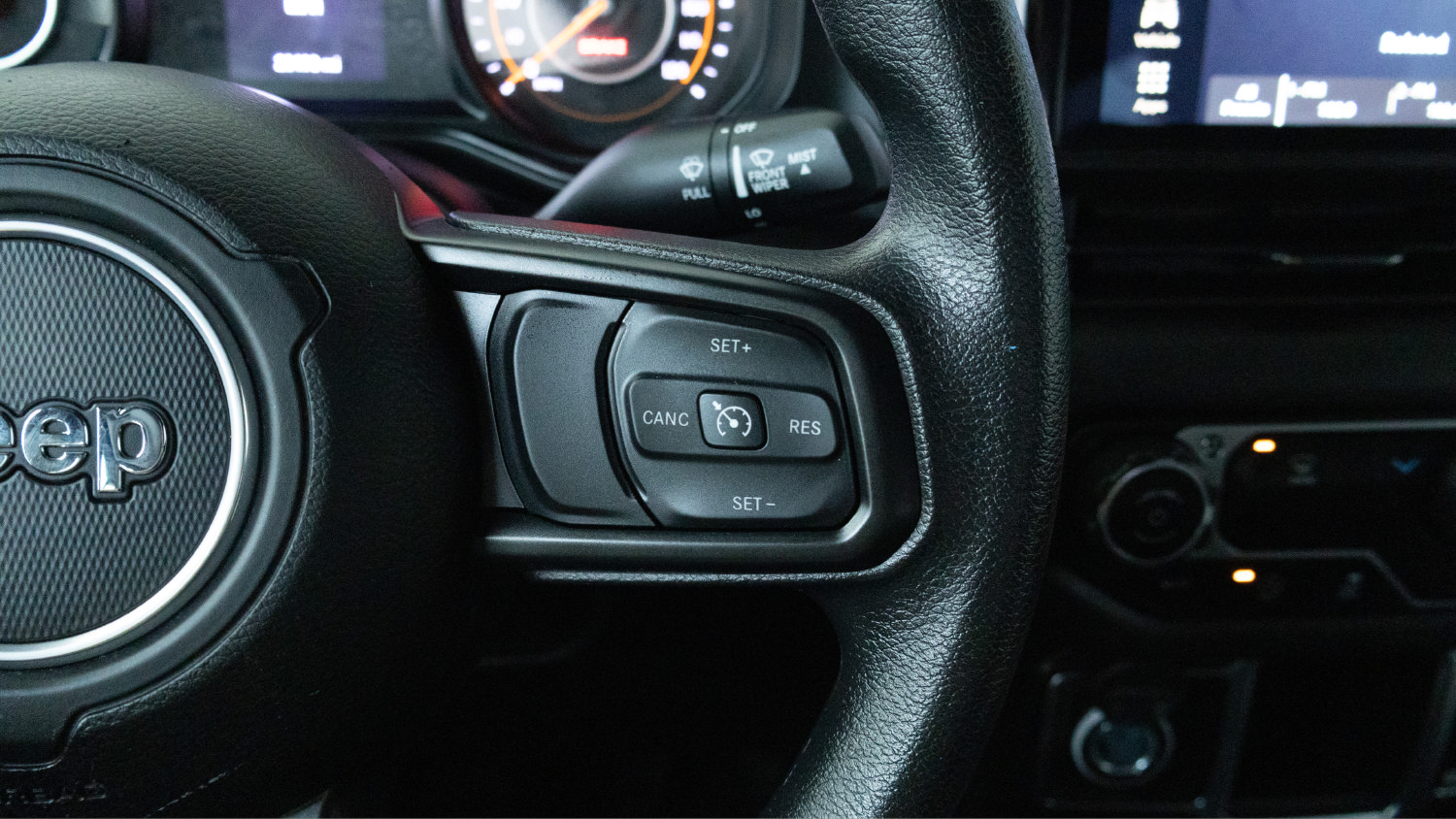 Used 2024 Jeep Wrangler Unlimited Sport AWD/4WD image 19