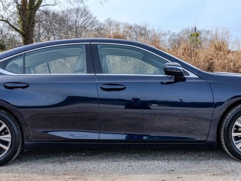 Used 2020 Lexus ES 350 image 6