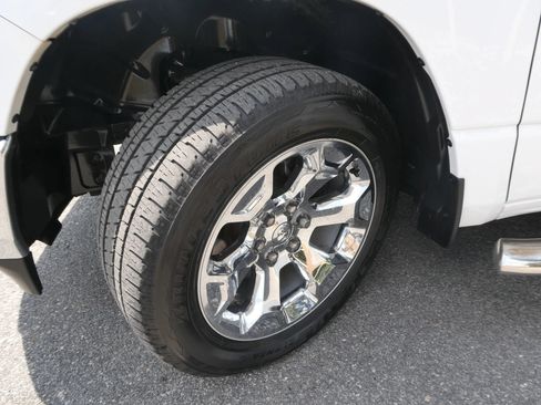Used 2019 RAM 1500 Big Horn AWD/4WD image 29
