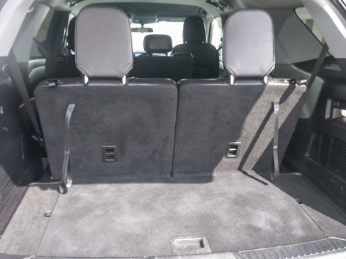 Used 2021 Ford Explorer XLT w/ Equipment Group 202A RWD image 25