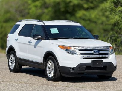 Used 2015 Ford Explorer XLT w/ Equipment Group 202A