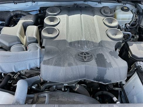 Used 2022 Toyota 4Runner TRD Off-Road Premium image 30