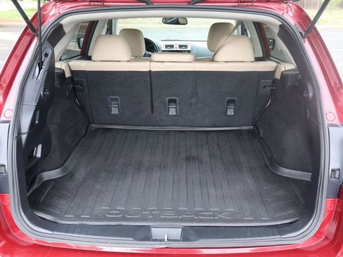 Used 2015 Subaru Outback 2.5i Limited AWD/4WD image 14