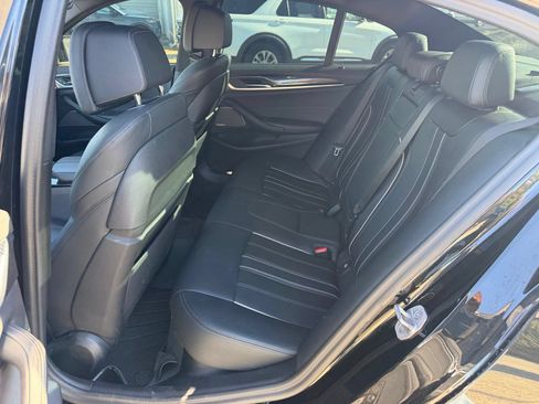 Used 2023 BMW M550i xDrive AWD/4WD image 12