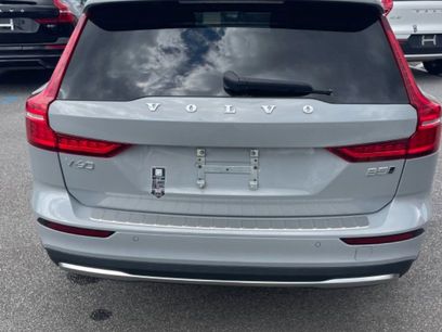 Used 2024 Volvo V60 B5 Cross Country Plus
