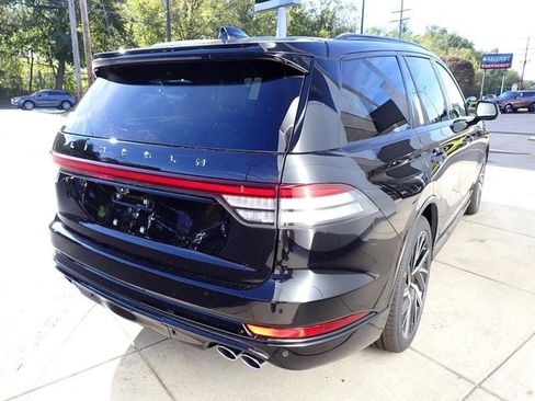 New 2025 Lincoln Aviator Black Label w/ Jet Appearance Package image 6