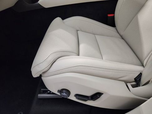 New 2026 Volvo XC90 B6 Ultra w/ Protection Package AWD/4WD image 25