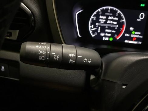 Used 2025 Honda Pilot EX-L image 40