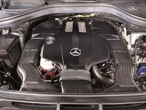 Used 2018 Mercedes-Benz GLS 450 4MATIC image 22