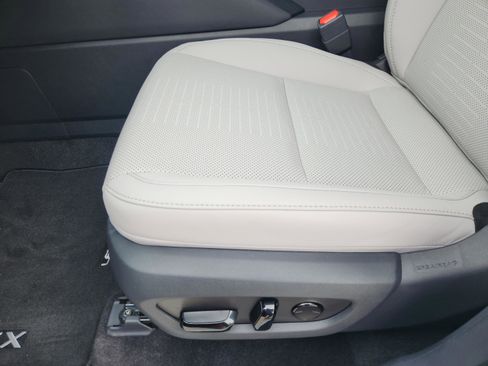 New 2026 Lexus TX 350 AWD image 14