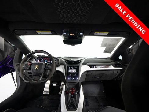 Used 2024 Lamborghini Revuelto AWD/4WD image 34