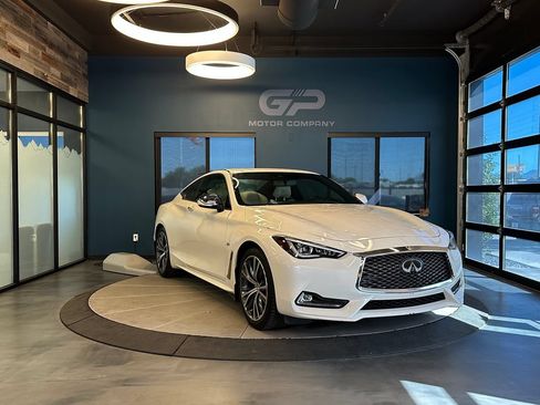 Used 2019 INFINITI Q60 3.0t Luxe AWD/4WD image 1